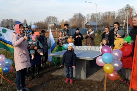 Соседское сообщество в посёлке Ложок развивает настольный теннис.